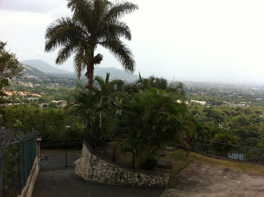 Hill Top Kingston Jamaica Dış mekan fotoğraf